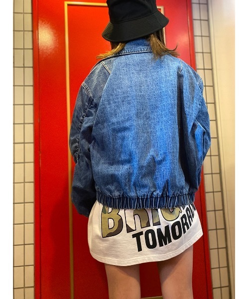 one way（ワンウェイ）の「ボリューム袖デニムJK（デニムジャケット・レディース・ライトブルー/ダークブルー・FREE）」の5枚目の写真