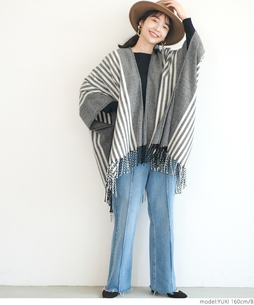 coca（coca）（コカ）の「マルチウェイ無地・柄選べるストールポンチョ（ストール/ショール・レディース・ダークベージュ/ブラック/B/A・ONE SIZE）」の9枚目の写真