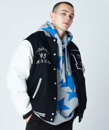 A BATHING APE（アベイシングエイプ）の「A BATHING APE VARSITY