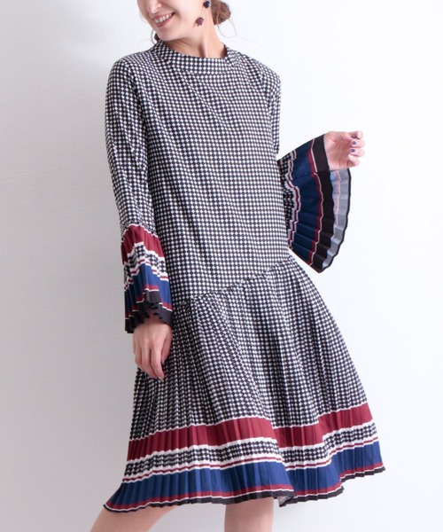 フレアプリーツ袖のレトロワンピース ワンピース Sawa A La Mode サワアラモード のファッション通販 Zozotown