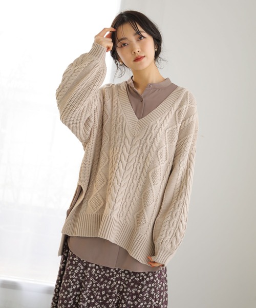 earth music&ecology（アースミュージックアンドエコロジー）の「【WEB限定】好きな丈Vネックケーブルニット（ロング）＊（ニット/セーター・レディース・ダークパープル/モカ/その他6/グレイッシュベージュ・FREE）」の3枚目の写真