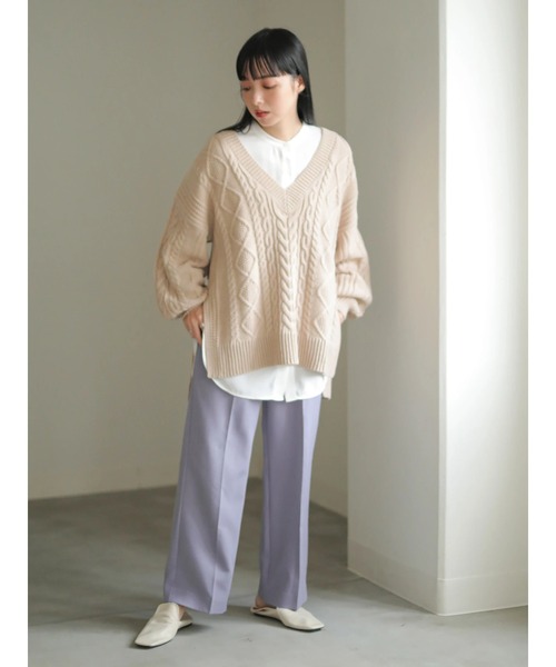 earth music&ecology（アースミュージックアンドエコロジー）の「【WEB限定】好きな丈Vネックケーブルニット（ロング）＊（ニット/セーター・レディース・ダークパープル/モカ/その他6/グレイッシュベージュ・FREE）」の8枚目の写真