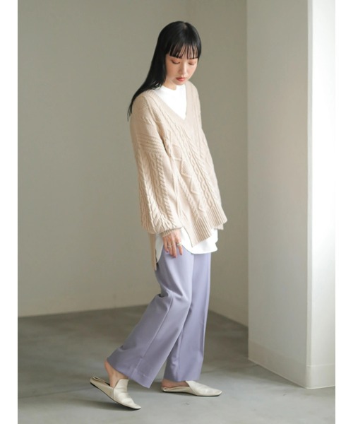 earth music&ecology（アースミュージックアンドエコロジー）の「【WEB限定】好きな丈Vネックケーブルニット（ロング）＊（ニット/セーター・レディース・ダークパープル/モカ/その他6/グレイッシュベージュ・FREE）」の9枚目の写真