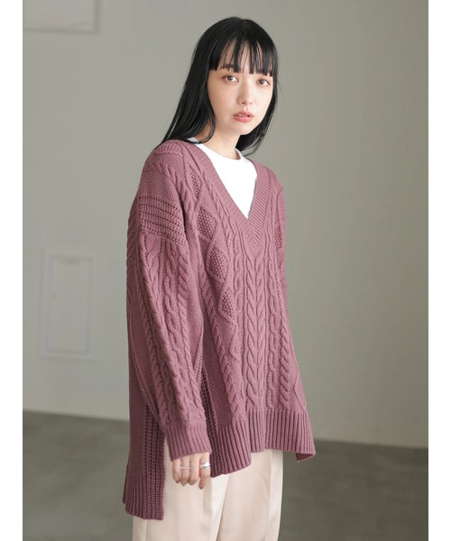 earth music&ecology（アースミュージックアンドエコロジー）の「【WEB限定】好きな丈Vネックケーブルニット（ロング）＊（ニット/セーター・レディース・ダークパープル/モカ/その他6/グレイッシュベージュ・FREE）」の10枚目の写真