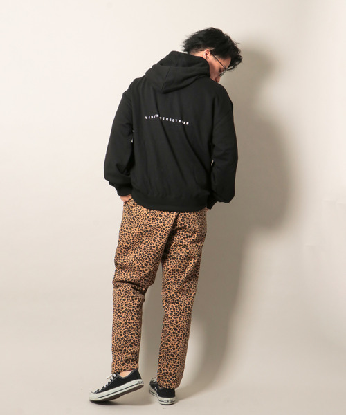 VISION STREET WEAR(ヴィジョンストリートウェア)の「VISION 恐竜パーカー(パーカー・メンズ・オフホワイト/ブラック/パープル・LL/L/M)」の5枚目の写真