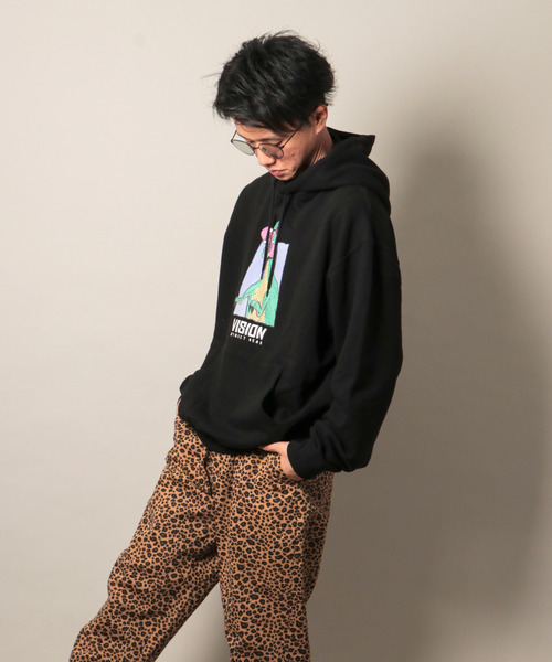 VISION STREET WEAR(ヴィジョンストリートウェア)の「VISION 恐竜パーカー(パーカー・メンズ・オフホワイト/ブラック/パープル・LL/L/M)」の6枚目の写真