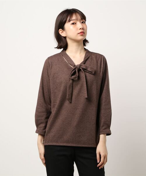 fleur by mint breeze（フルールバイミントブリーズ）の「【大きいサイズ】起毛千鳥柄カットソー（Tシャツ/カットソー・レディース・ブラック/ブラウン・L/LL/3L/4L/5L）」の2枚目の写真