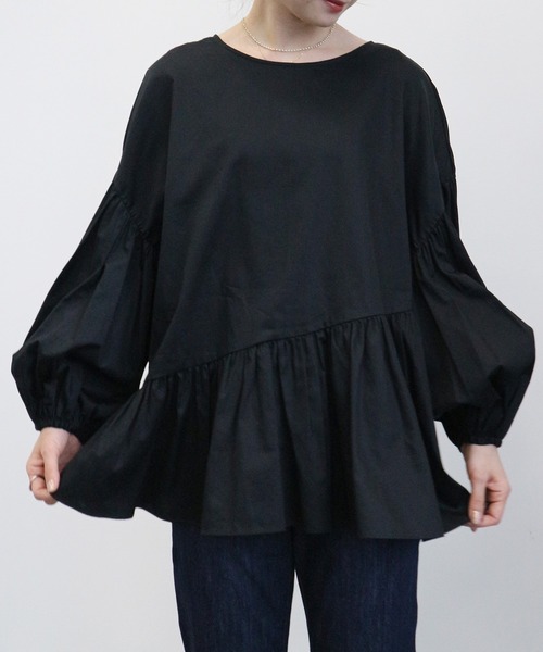 AMERICAN HOLIC(アメリカンホリック)の「イレヘム袖デザインブラウス *●(シャツ/ブラウス・レディース・オフホワイト/ブラック/チャコールグレー・FREE)」の4枚目の写真