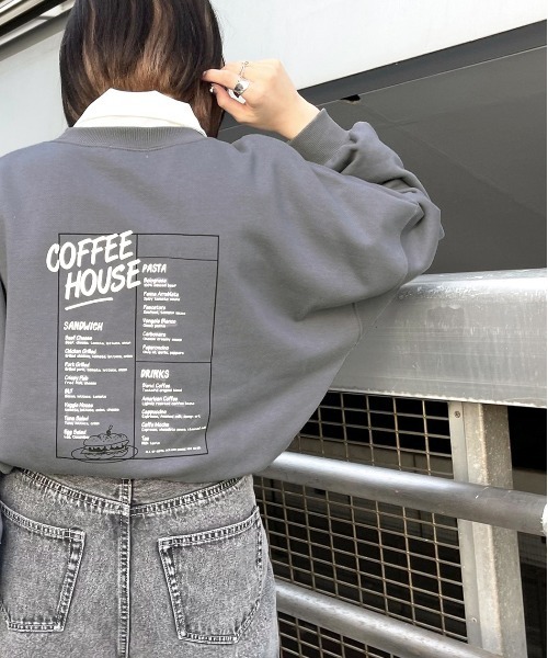 apres jour mignon(アプレジュールミニョン)の「アソート袖ボリューム裏毛スウェット【ZOZOTOWN限定アイテム】(スウェット・レディース・ブラック/ホワイト系その他/グレイッシュベージュ/アイボリー/ブラック系その他/ホワイト系その他2/チャコールグレー/クリーム/ブルー系その他/その他/ダークブルー/ブラック系その他2・フリー/X-LARGE)」の10枚目の写真