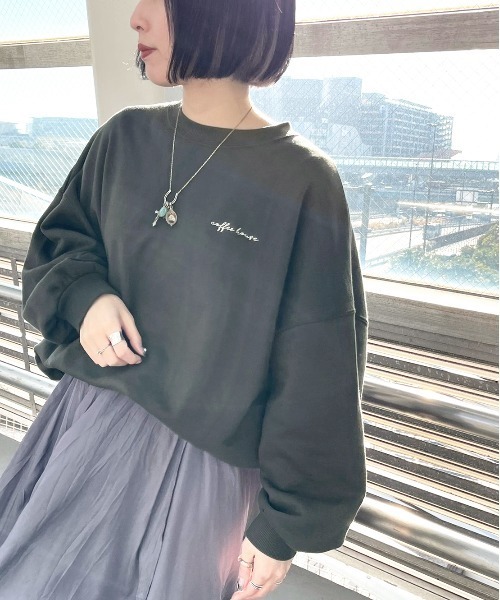 apres jour mignon(アプレジュールミニョン)の「アソート袖ボリューム裏毛スウェット【ZOZOTOWN限定アイテム】(スウェット・レディース・ブラック/ホワイト系その他/グレイッシュベージュ/アイボリー/ブラック系その他/ホワイト系その他2/チャコールグレー/クリーム/ブルー系その他/その他/ダークブルー/ブラック系その他2・フリー/X-LARGE)」の18枚目の写真