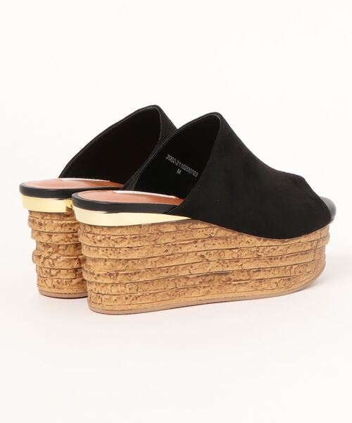 REDYAZEL(レディアゼル)の「ウェッジスエードサンダル(サンダル・レディース・ブラック/ベージュ/キャメル・SMALL/MEDIUM/LARGE)」の16枚目の写真