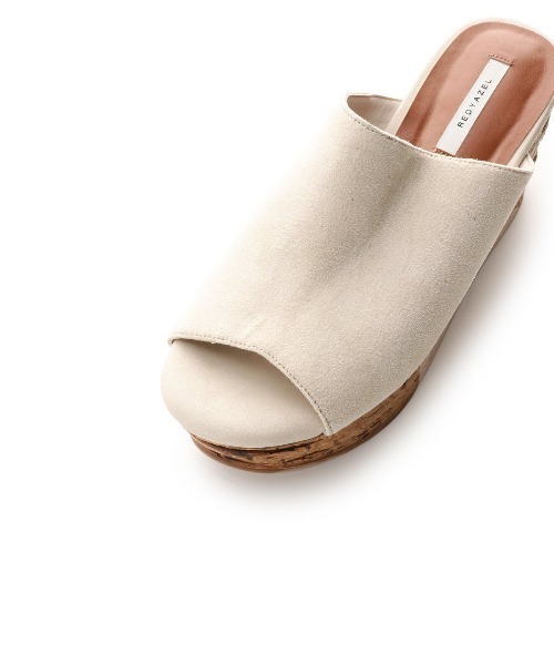 REDYAZEL(レディアゼル)の「ウェッジスエードサンダル(サンダル・レディース・ブラック/ベージュ/キャメル・SMALL/MEDIUM/LARGE)」の20枚目の写真