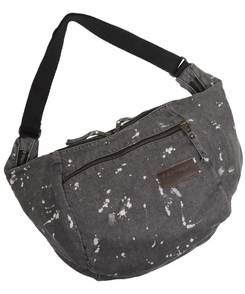 sankyo shokai（サンキョウショウカイ）の「['EASTPAK(R)]ボディバッグデニム生地（メッセンジャーバッグ・レディース・ブラック/ブルー・FREE）」の3枚目の写真