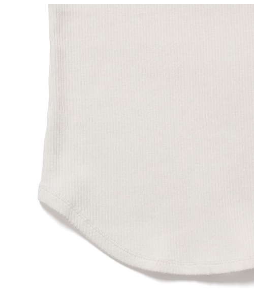 ROPE' PICNIC(ロペピクニック)の「カップ付きアメリカンスリーブキャミソール(キャミソール・レディース・オフホワイト/キャメル/スミクロ・38/36)」の5枚目の写真