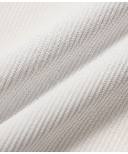 ROPE' PICNIC(ロペピクニック)の「カップ付きアメリカンスリーブキャミソール(キャミソール・レディース・オフホワイト/キャメル/スミクロ・38/36)」の4枚目の写真