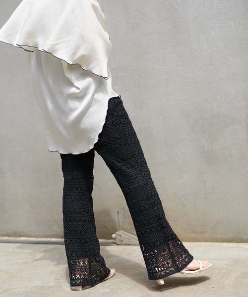 natural couture（ナチュラルクチュール）の「透かし編みレースパンツ（その他パンツ・レディース・ブラック/アイボリー・FREE）」の11枚目の写真