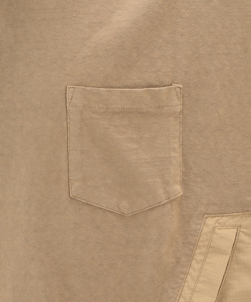 journal standard Furniture （ジャーナルスタンダードファニチャー）の「【REMI RELIEF/レミレリーフ】 アウトドアP/T（Tシャツ/カットソー・レディース・アイボリー/ブラック・MEDIUM/LARGE）」の12枚目の写真