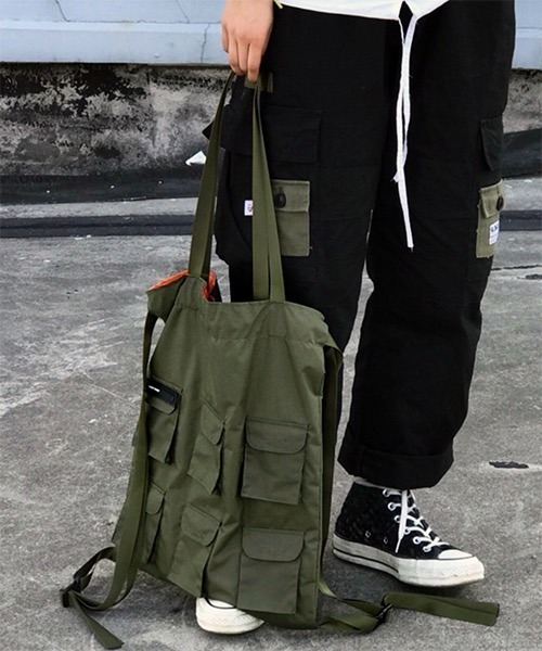 WESTBOY(ウエストボーイ)の「【WB ORIGINALS】Two-way Nylon Bag With Lots Of Pockets WO21SB04BG(バックパック/リュック・メンズ・ブラック/グリーン・FREE)」の7枚目の写真