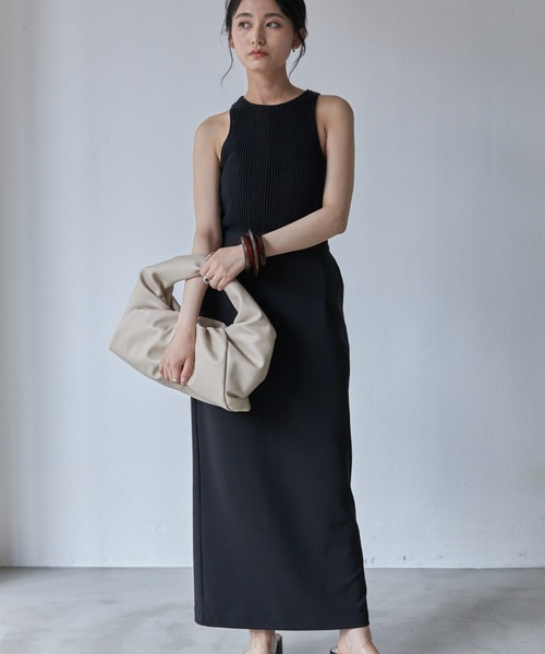 Solace（ソレイス）の「ニットアシメランダムリブタンクトップ/前後2WAY（タンクトップ・レディース・サックスブルー/ブラック/モカ・FREE）」の8枚目の写真