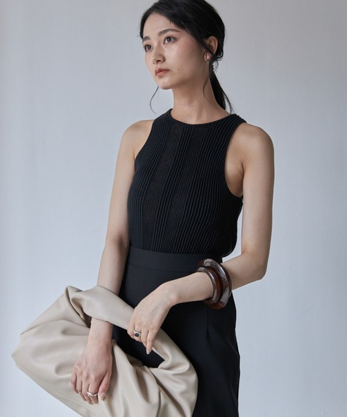 Solace（ソレイス）の「ニットアシメランダムリブタンクトップ/前後2WAY（タンクトップ・レディース・サックスブルー/ブラック/モカ・FREE）」の10枚目の写真