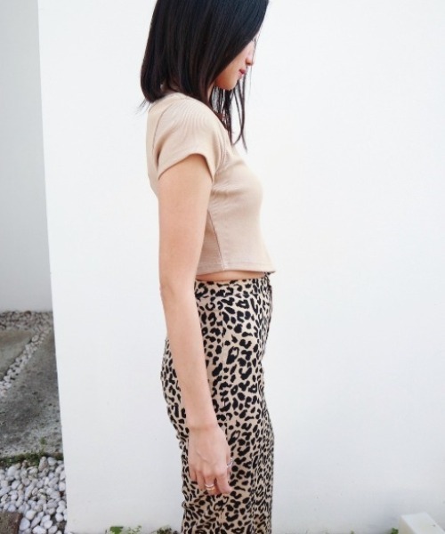 FIG&VIPER(フィグアンドバイパー)の「ZIPデザインリブT(Tシャツ/カットソー・レディース・ホワイト/ブラック/ベージュ・FREE)」の7枚目の写真