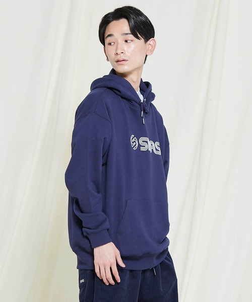 SILAS（サイラス）の「PRINT  BIG SWEAT HOODIE OUTLINE LOGO（パーカー・メンズ・ブルー/ネイビー/オフホワイト/ブラック・SMALL/X-LARGE/MEDIUM/LARGE）」の15枚目の写真