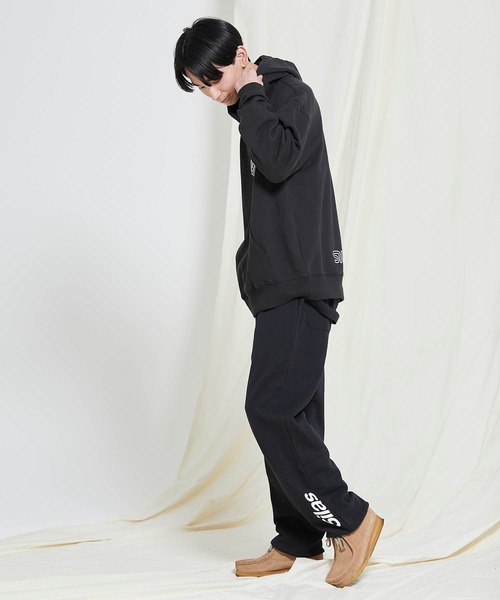 SILAS（サイラス）の「PRINT  BIG SWEAT HOODIE OUTLINE LOGO（パーカー・メンズ・ブルー/ネイビー/オフホワイト/ブラック・SMALL/X-LARGE/MEDIUM/LARGE）」の21枚目の写真