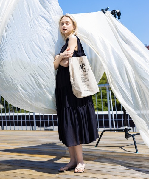 COLONY 2139（コロニートゥーワンスリーナイン）の「麻混プリントトートバッグ/マチ付きA4収納可能トート（トートバッグ・レディース・ベージュ/ライトベージュ/ベージュ系その他/ベージュ系その他2/ベージュ系その他3・FREE）」の9枚目の写真