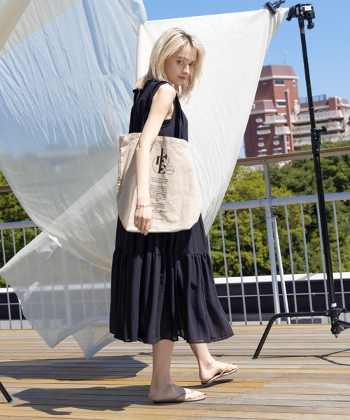 COLONY 2139（コロニートゥーワンスリーナイン）の「麻混プリントトートバッグ/マチ付きA4収納可能トート（トートバッグ・レディース・ベージュ/ライトベージュ/ベージュ系その他/ベージュ系その他2/ベージュ系その他3・FREE）」の17枚目の写真