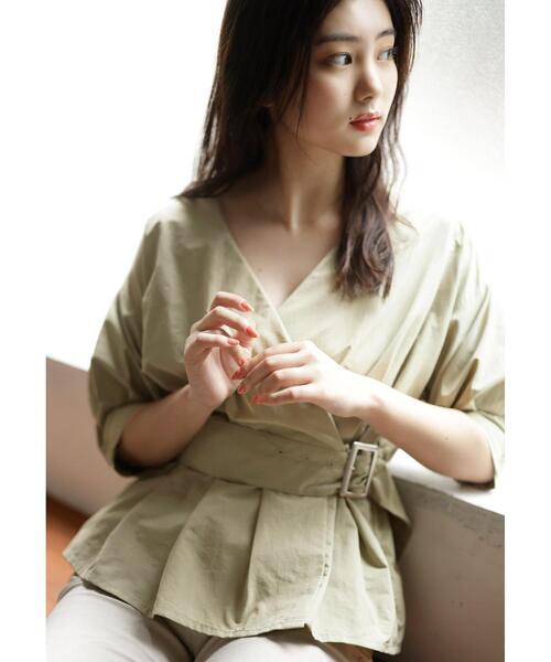 INGNI（イング）の「カシュクール／ペプラムブラウス（シャツ/ブラウス・レディース・ブラック/オレンジ/ライトカーキ/ベージュ・M）」の12枚目の写真