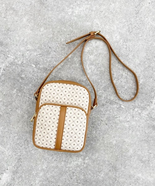 Heather(ヘザー)の「アソートミニショルダー 958023(ショルダーバッグ・レディース・ブラック/ブラウン系/ベージュ系・ONE SIZE)」の7枚目の写真