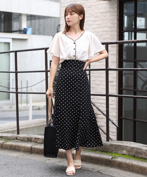 one after another NICE CLAUP（ワンアフターアナザーナイスクラップ）の「【WEB限定カラーあり】フレア配色パイピングブラウス（シャツ/ブラウス・レディース・ブラック/イエロー/アイボリー/ミント/その他1/その他2・FREE）」の19枚目の写真