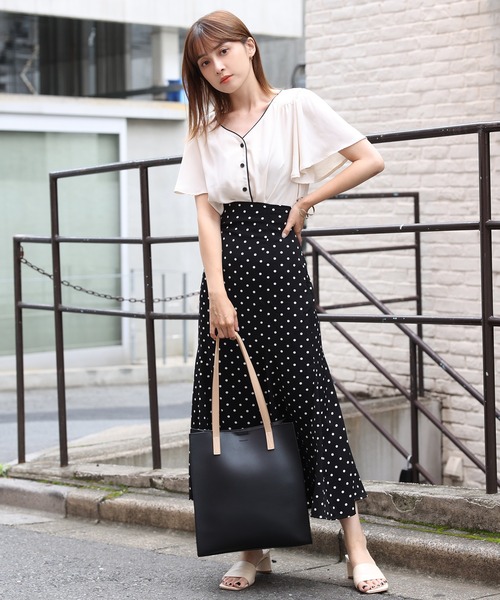 one after another NICE CLAUP（ワンアフターアナザーナイスクラップ）の「【WEB限定カラーあり】フレア配色パイピングブラウス（シャツ/ブラウス・レディース・ブラック/イエロー/アイボリー/ミント/その他1/その他2・FREE）」の18枚目の写真