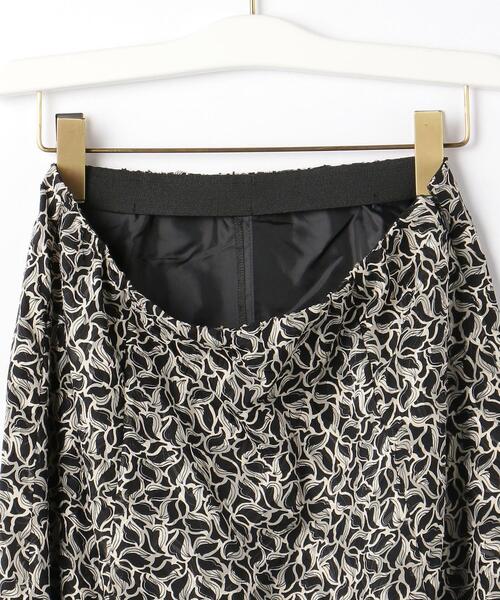 green label relaxing(グリーンレーベルリラクシング)の「ジャカード モノトーン プリント マーメイド スカート(スカート・レディース・ブラック・38/36)」の13枚目の写真