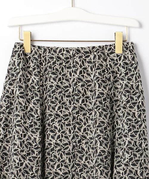 green label relaxing(グリーンレーベルリラクシング)の「ジャカード モノトーン プリント マーメイド スカート(スカート・レディース・ブラック・38/36)」の14枚目の写真