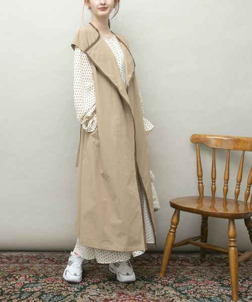 UR Lab.(アーバンリサーチラボ)の「トレンチ風ロングベスト(ベスト・レディース・ベージュ/ライトベージュ・FREE)」の2枚目の写真