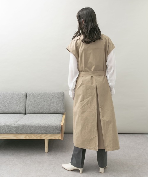 UR Lab.(アーバンリサーチラボ)の「トレンチ風ロングベスト(ベスト・レディース・ベージュ/ライトベージュ・FREE)」の6枚目の写真