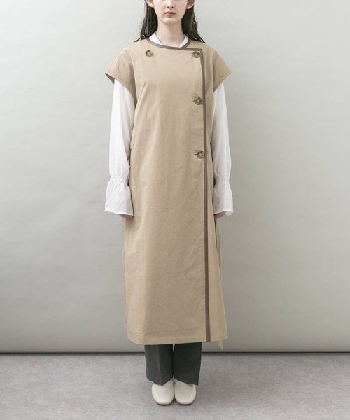 UR Lab.(アーバンリサーチラボ)の「トレンチ風ロングベスト(ベスト・レディース・ベージュ/ライトベージュ・FREE)」の20枚目の写真