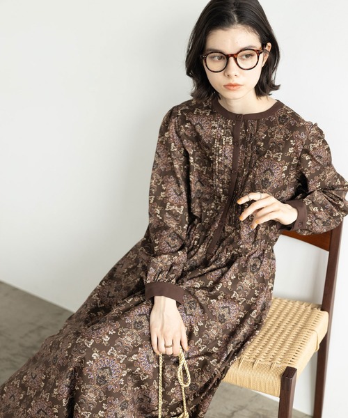 GeeRA(ジーラ)の「大人プリントロングワンピース(ワンピース・レディース・ブラウン/ブラック/ブラック系その他/ネイビー/ベージュ/ネイビー系1・X-LARGE/MEDIUM/LARGE)」の20枚目の写真