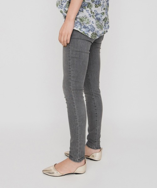 Levi's(リーバイス)の「721(TM) HIGH RISE SKINNY AUTHENTIC(デニムパンツ・レディース・グレー・23inch/24inch/25inch/26inch/27inch/28inch/29inch/30inch)」の9枚目の写真
