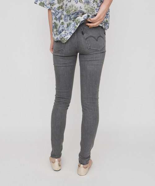 Levi's(リーバイス)の「721(TM) HIGH RISE SKINNY AUTHENTIC(デニムパンツ・レディース・グレー・23inch/24inch/25inch/26inch/27inch/28inch/29inch/30inch)」の8枚目の写真