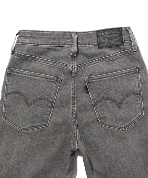 Levi's(リーバイス)の「721(TM) HIGH RISE SKINNY AUTHENTIC(デニムパンツ・レディース・グレー・23inch/24inch/25inch/26inch/27inch/28inch/29inch/30inch)」の15枚目の写真