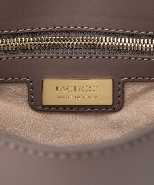 IACUCCI（イアクッチ）の「ベラール M BOXATINO/RUGA ≪CLASSIC