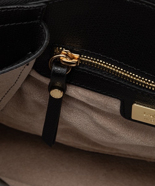 IACUCCI（イアクッチ）の「ベラール M BOXATINO/RUGA ≪CLASSIC
