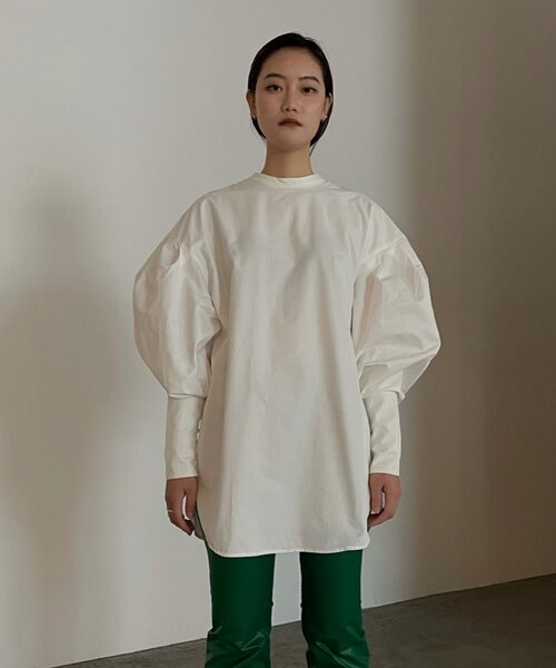 ZOZOMARKET（ゾゾマーケット）の「【nao×ZOZO】しっとり生地のバルーンスリーブロングカフスブラウス（シャツ/ブラウス・レディース・ホワイト/ブラック/グレイッシュベージュ・FREE）」の17枚目の写真