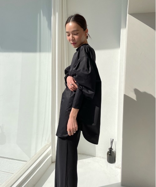 ZOZOMARKET（ゾゾマーケット）の「【nao×ZOZO】しっとり生地のバルーンスリーブロングカフスブラウス（シャツ/ブラウス・レディース・ホワイト/ブラック/グレイッシュベージュ・FREE）」の13枚目の写真