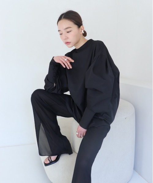 ZOZOMARKET（ゾゾマーケット）の「【nao×ZOZO】しっとり生地のバルーンスリーブロングカフスブラウス（シャツ/ブラウス・レディース・ホワイト/ブラック/グレイッシュベージュ・FREE）」の9枚目の写真