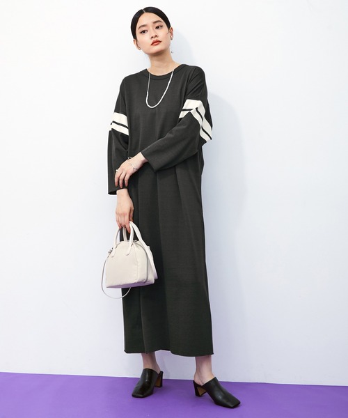 ADAM ET ROPE'(アダムエロペ)の「2WAY ナンバリングワンピース(ワンピース・レディース・スミクロ/ベージュ系その他・FREE)」の6枚目の写真