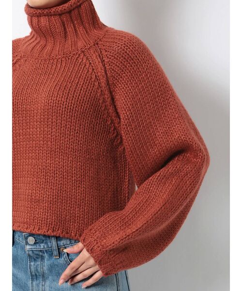 Ungrid(アングリッド)の「ローゲージハイネックショートニット(ニット/セーター・レディース・チャコールグレー/オレンジ/アイボリー・FREE)」の21枚目の写真