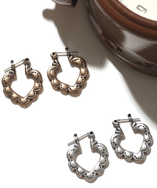 チチカカ(チチカカ)の「アンティークハートピアス(ピアス(両耳用)・レディース・シルバー/ゴールド・FREE)」の3枚目の写真